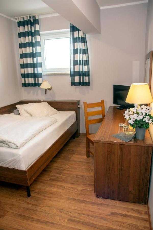 Weranda Rooms Tychy Bagian luar foto