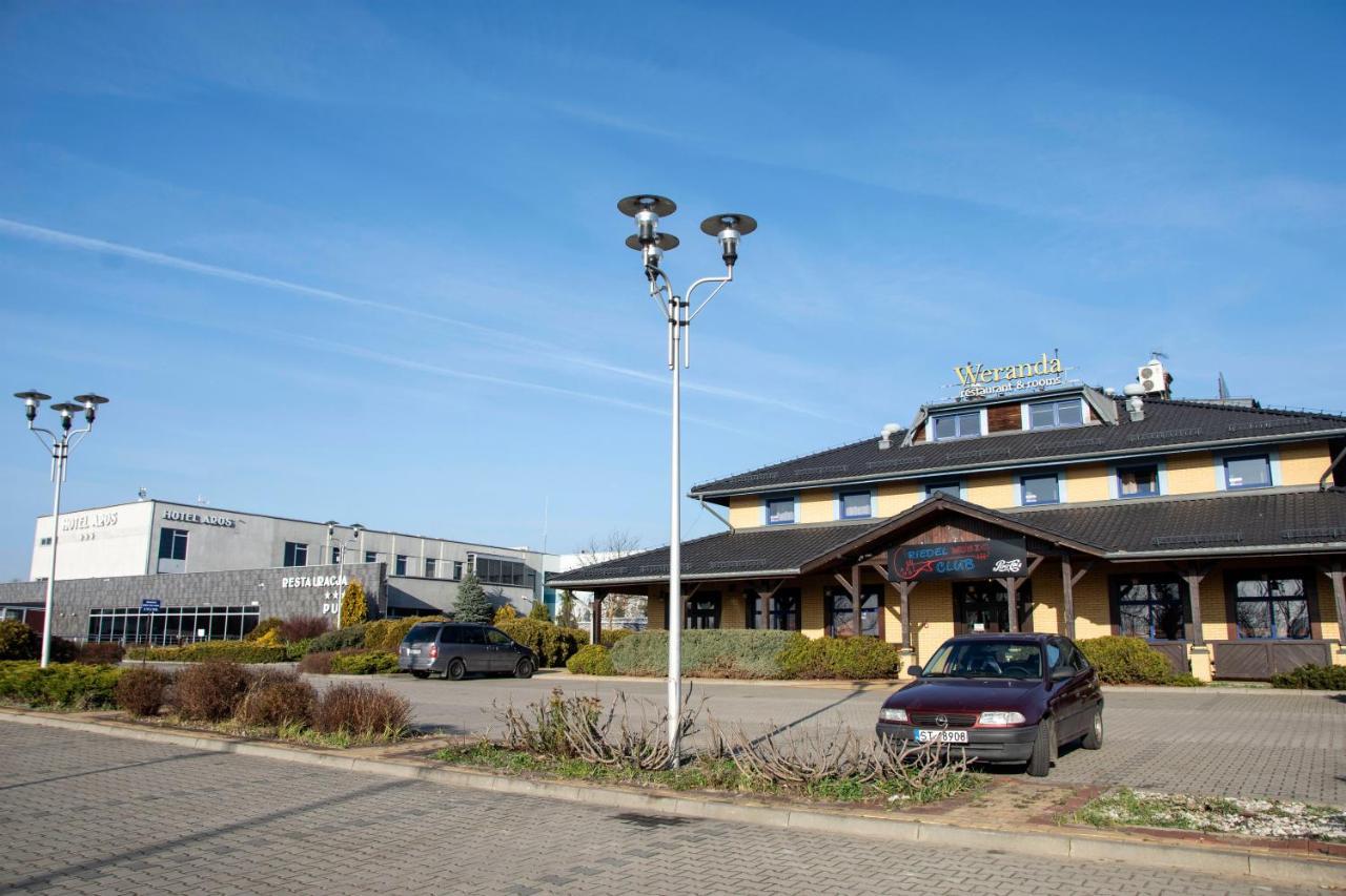 Weranda Rooms Tychy Bagian luar foto